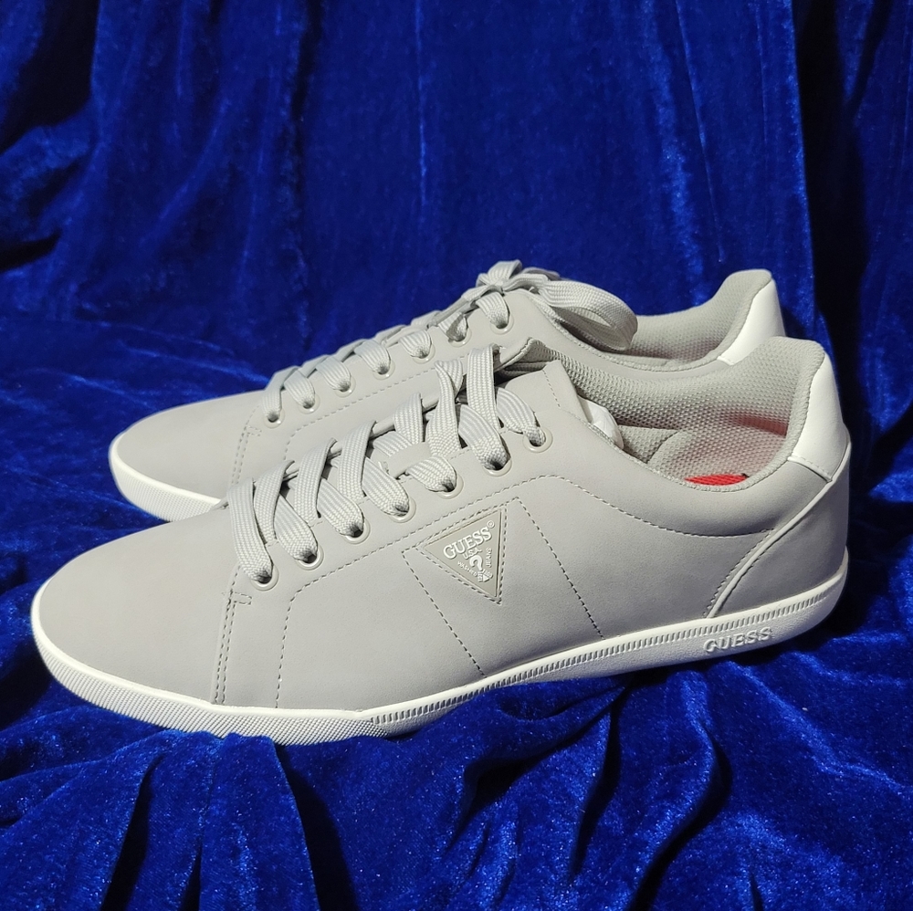 Guess Mens leather shoe size 10